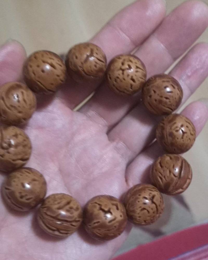 桃核工艺制品