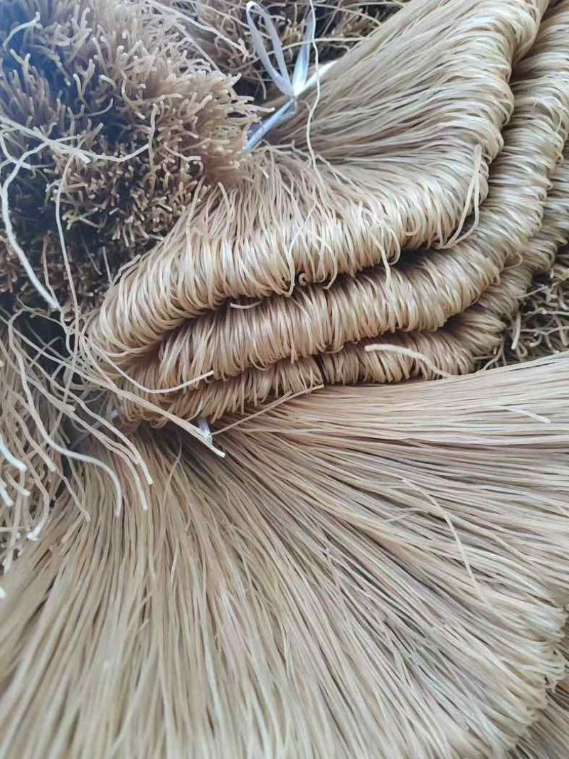 红薯粉条大量现货，厂家一手货源，欢迎有需要的老板联系