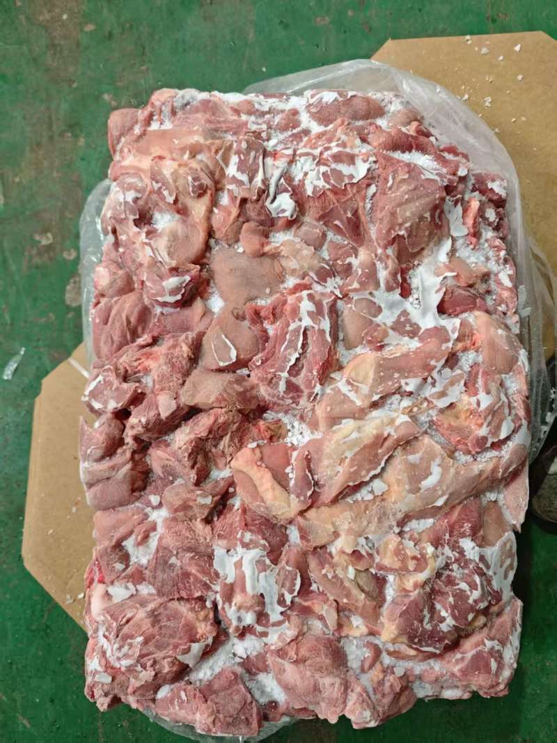 碎肉饺子馅。灌肠**