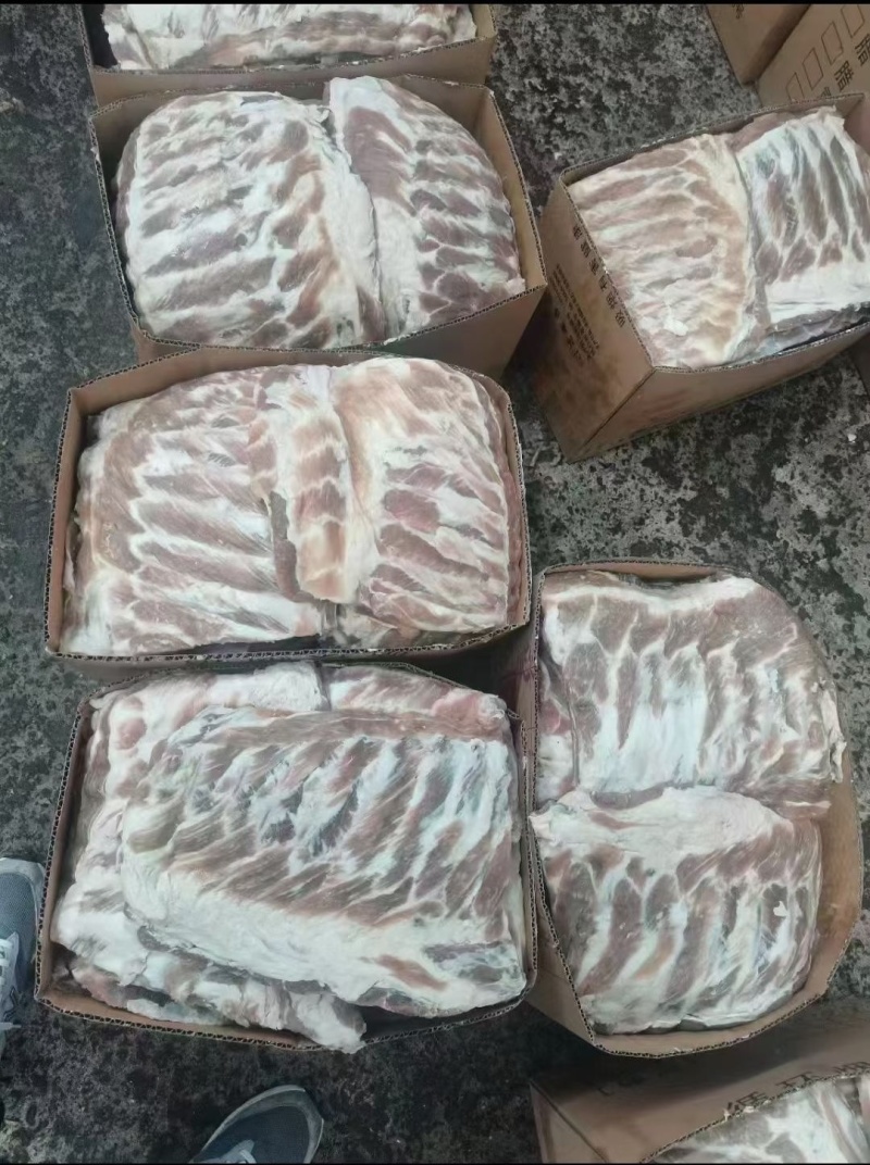 腊肉，腊排，腊鸡，腊肠