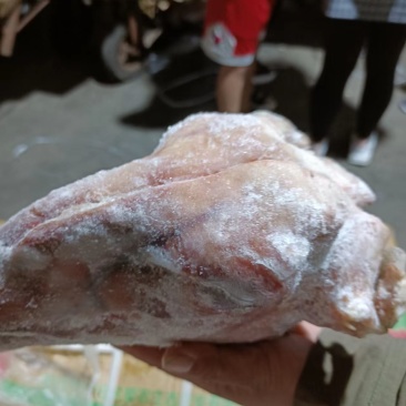 羊头实拍去皮羊头，带皮羊头都有现货
