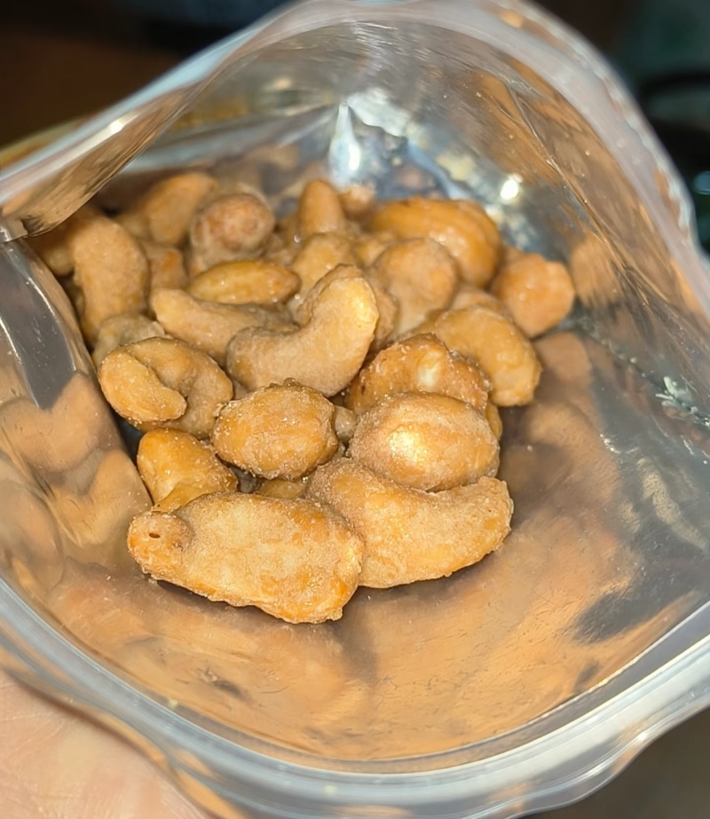 炭烧腰果电商代发批发