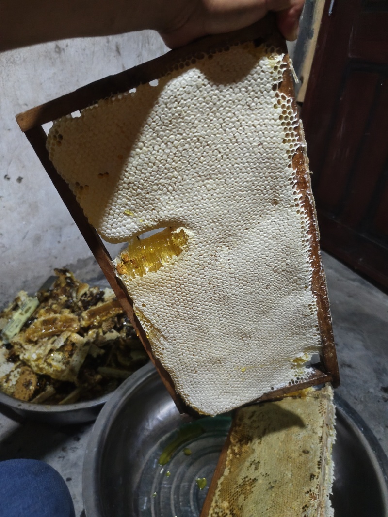 水磨镇正宗土蜂蜜，