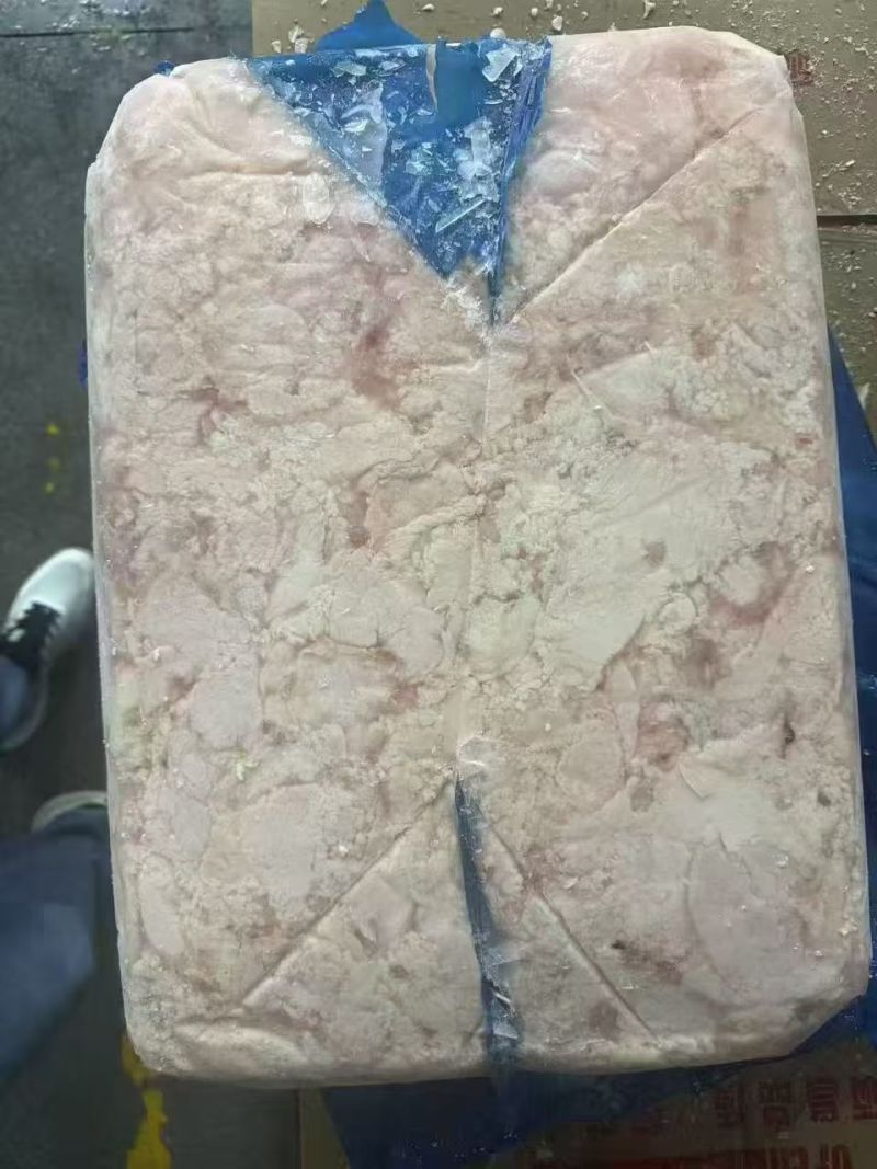鸡板油出成率高，价位便宜，一手货源