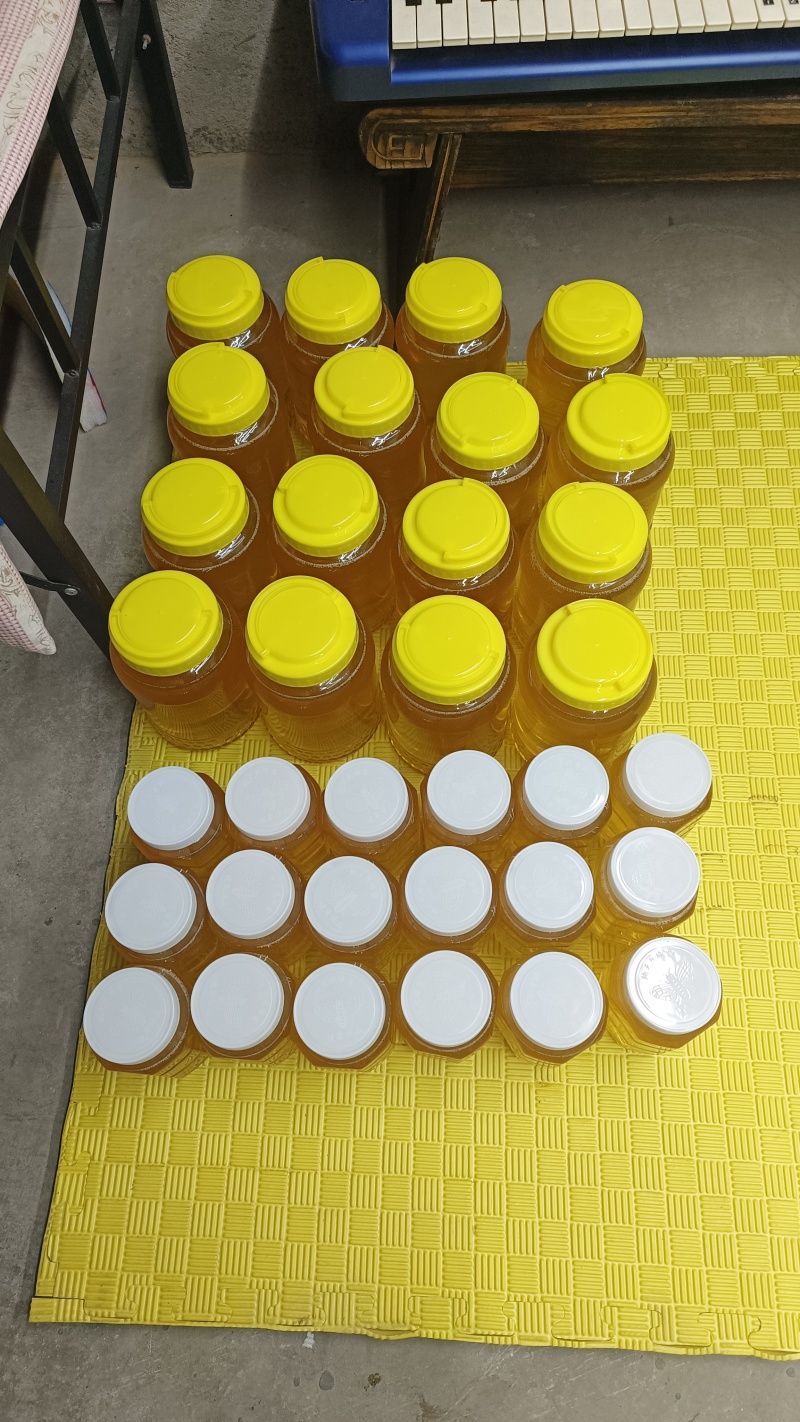 常年出售东北椴树蜂蜜百花蜜花粉蜂胶蜂王浆