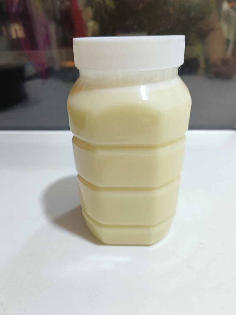 常年出售东北林业椴树蜂蜜百花蜜蜂王浆