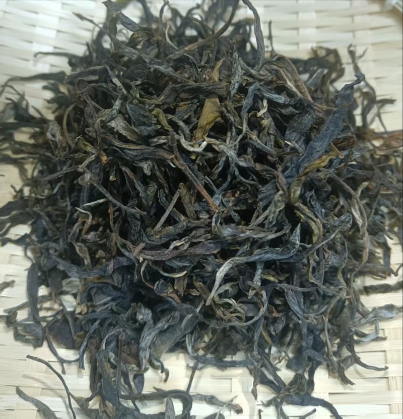 普洱茶古树（25春，原头料，原生态百年茶树）
