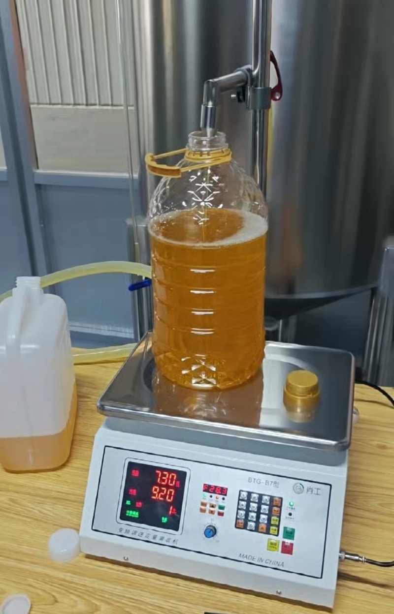 纯物理压榨花生油冷却花生油达到国家二级花生油标准