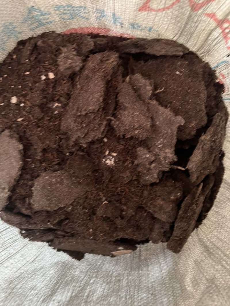 长期出售陆川鸡粪农家肥