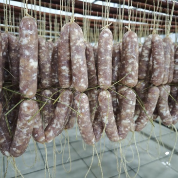 纯猪肉广式腊肠二八肥瘦没有零香精零色素广东中山煲仔饭腊肠腊肉