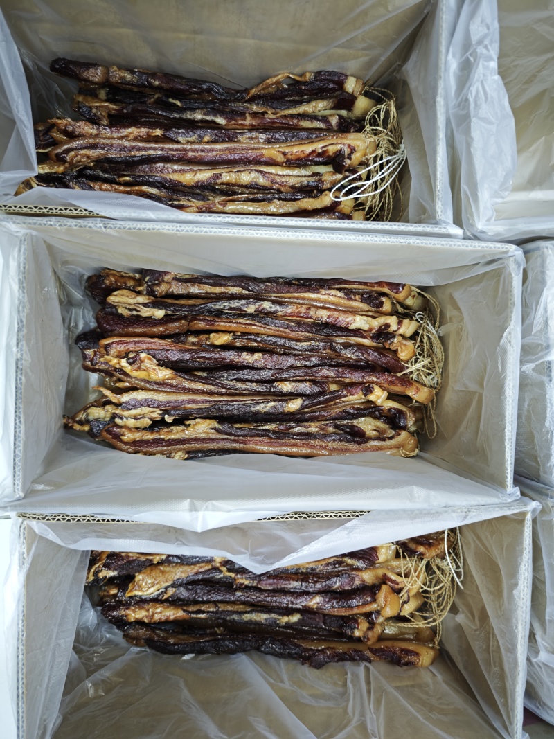 正宗原产地广式腊肉金色五花腊肉全网低价规格多样让你的餐桌更美