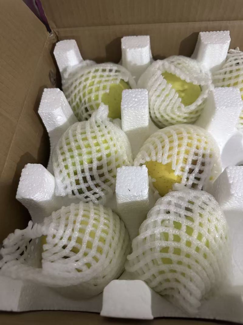 小金青苹果，红富士