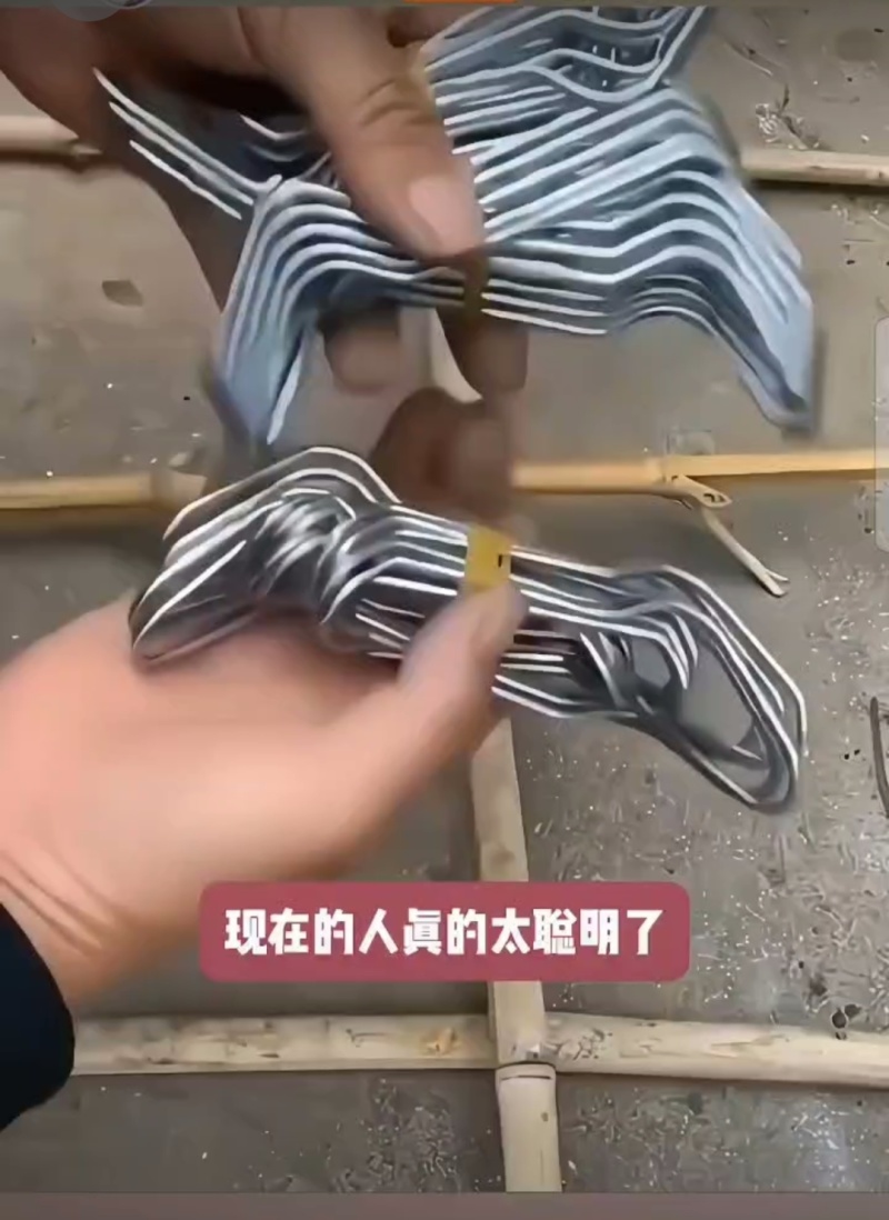 我公司主营大棚配件，压膜卡，外观精美，安装简单快捷，