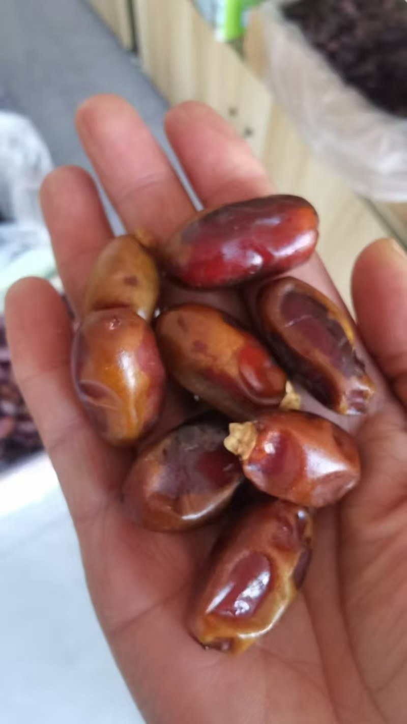 黑椰枣大粒蜜甜楼兰西域风味椰枣