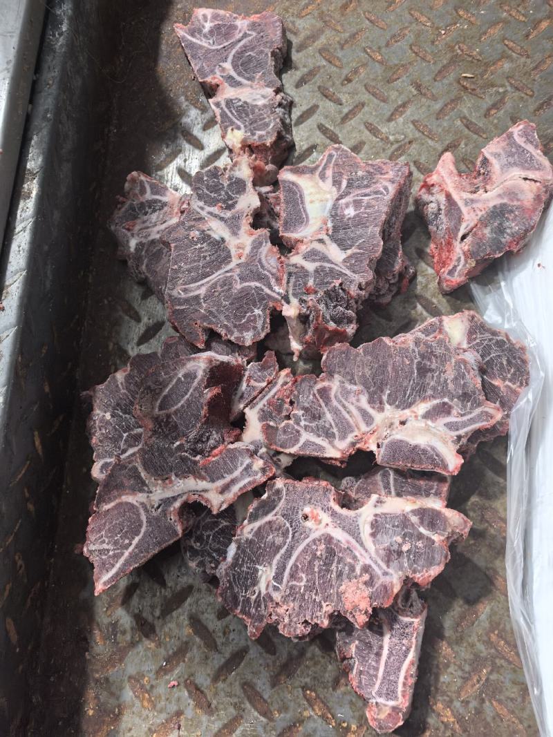 满肉牛脖骨价格美丽