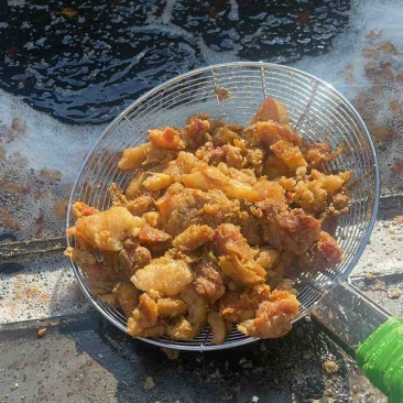 火炼猪油，饲料厂用，酸钾3个左右