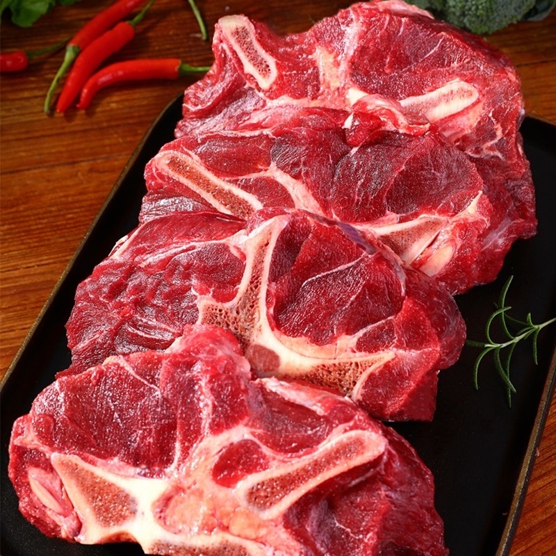 满肉牛脖骨带肉多，一件起发，40斤一件