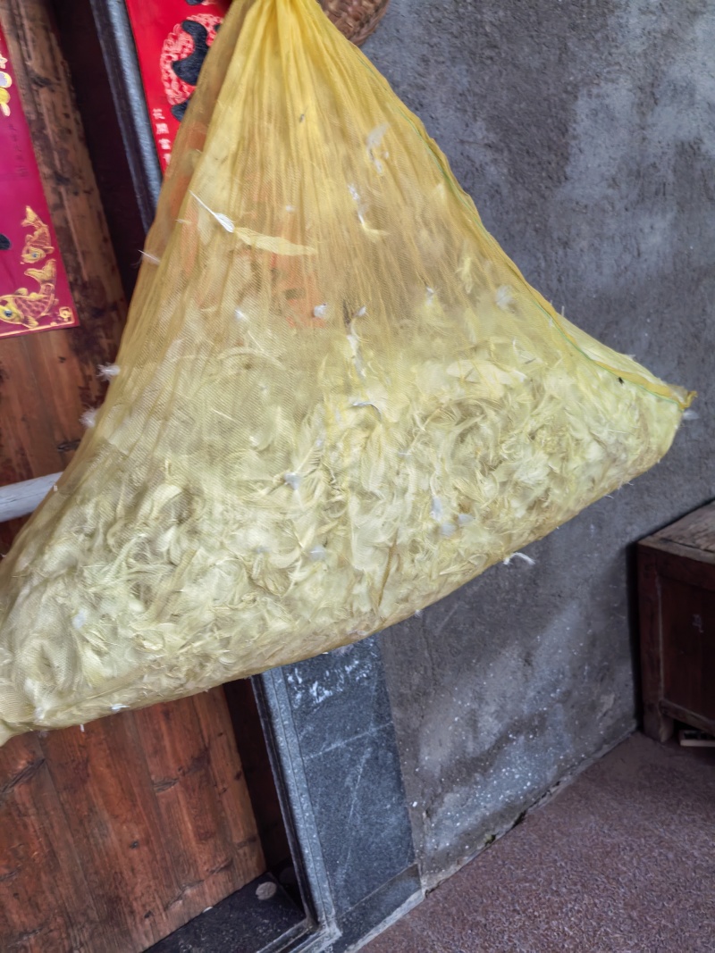 鸭毛鹅毛出售