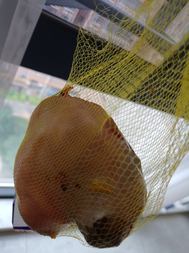 350克的农村自家饲养宰杀出来的大鹅宝，欲购从欲！