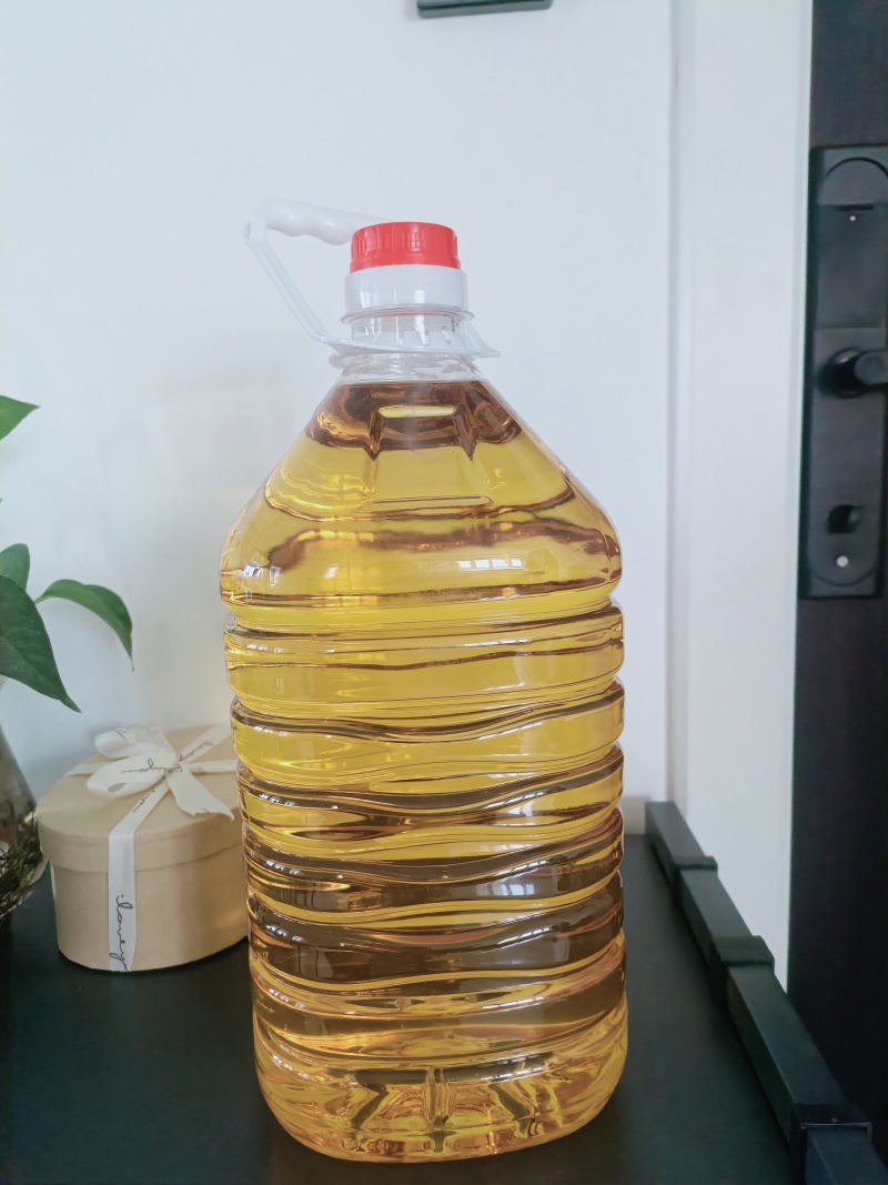 新鲜现榨葵花籽油🌻🌻🌻五升桶装一件四桶