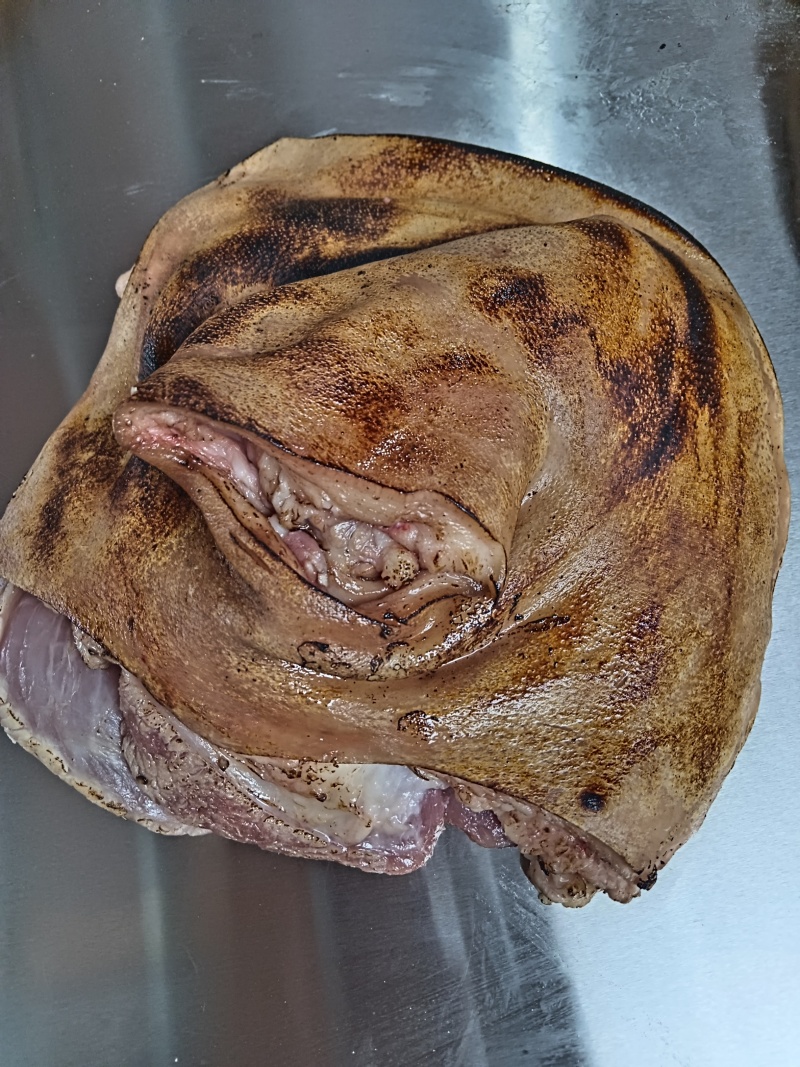 圆蹄肘子猪脚饭专用
