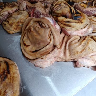 圆蹄肘子猪脚饭专用
