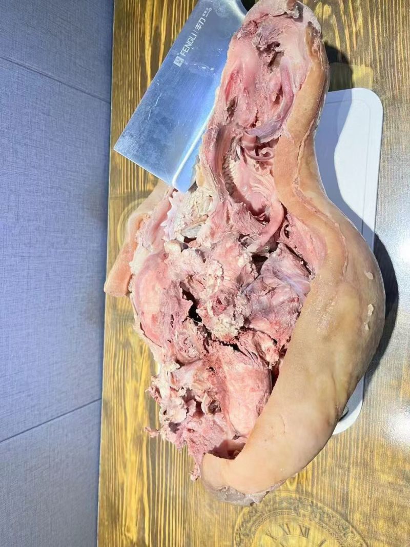 新鲜牛头肉一手货源直销联系方式幺七六三八一九二二四八