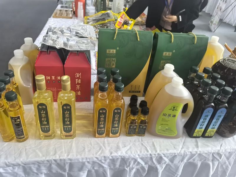 楚纯山茶油＃省龙头企业＃百分百纯正山茶油