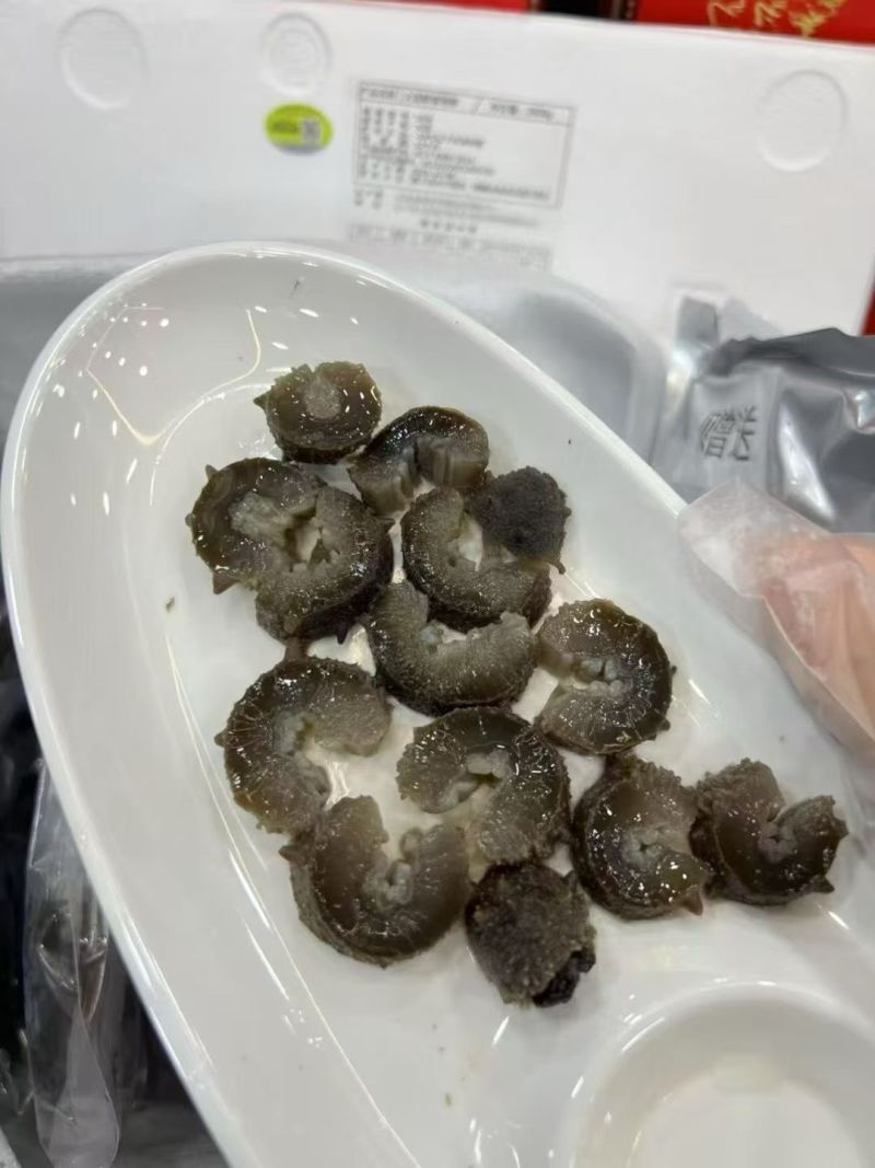 威海本地有点难看小海参，*后30包，只要48.8
