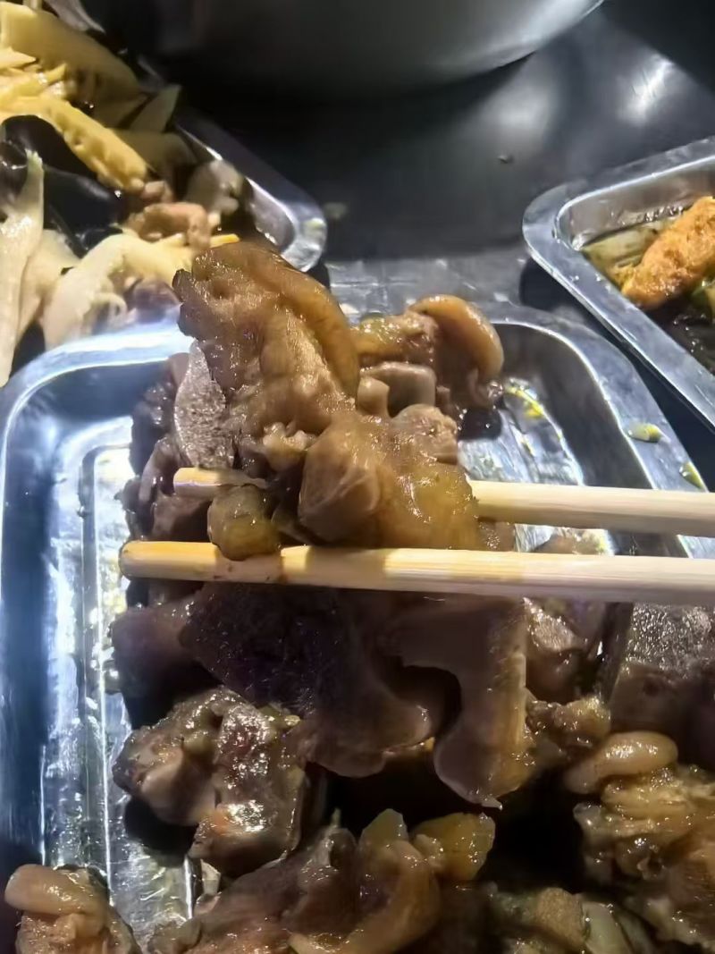 猪蹄块，猪蹄劈半
