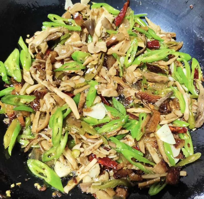 云南“云鸡枞”鲜货