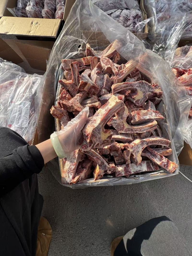 391牛肋眼骨块新鲜肉多一件40斤开箱实拍，纯干货
