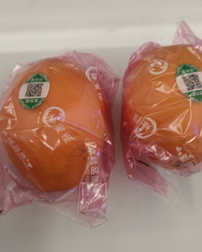 江西赣南蜂蜜橙子纯甜一点酸味都没有，水分足
