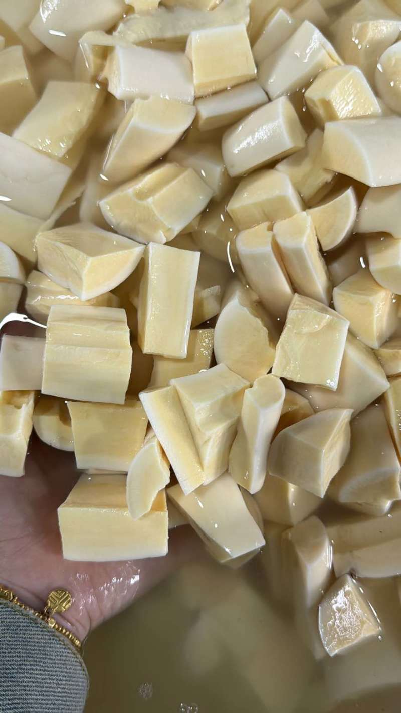 最近奶茶店很火的去皮去心黄心木薯工厂发货，价格优惠