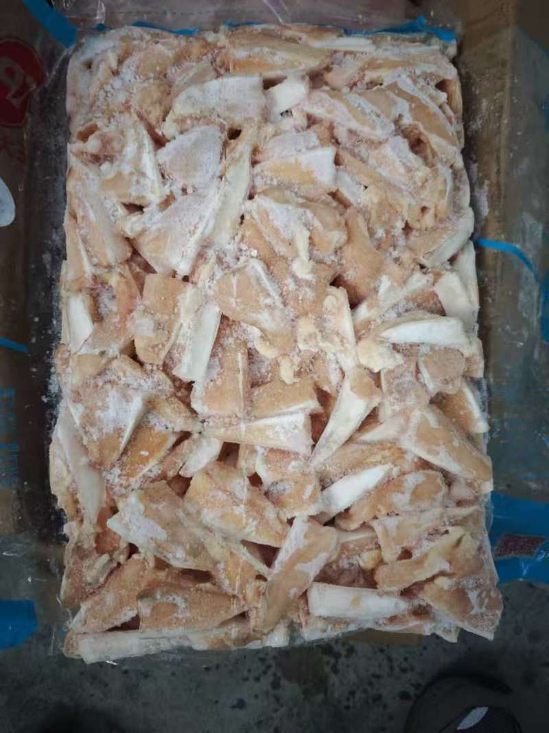 正大带肉40％胸软骨，个人存货能用出价​聊城提。4吨左右