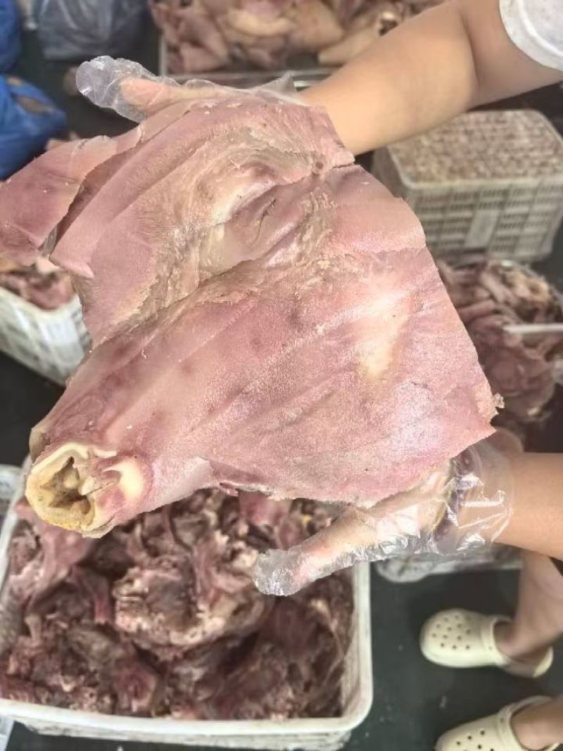 熟去皮牛头肉