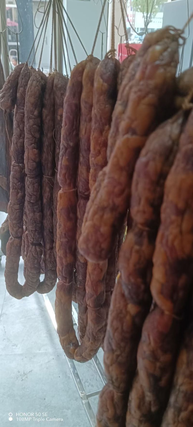 腊肉香肠排骨
