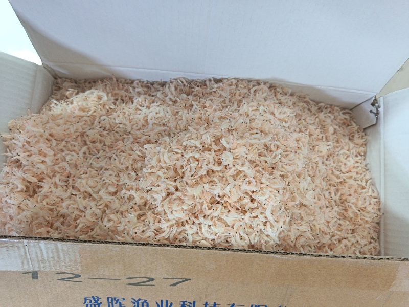 盛晖厂家船上加工的虾皮，淡盐，净货十斤，微粉