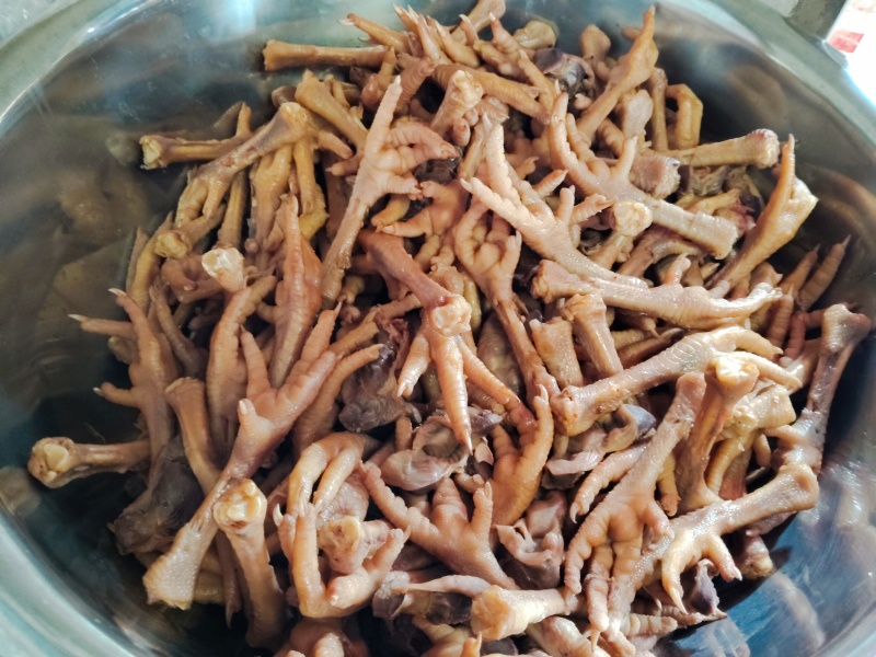 甘肃静宁烧鸡，麻辣鸡爪，五香鸡爪