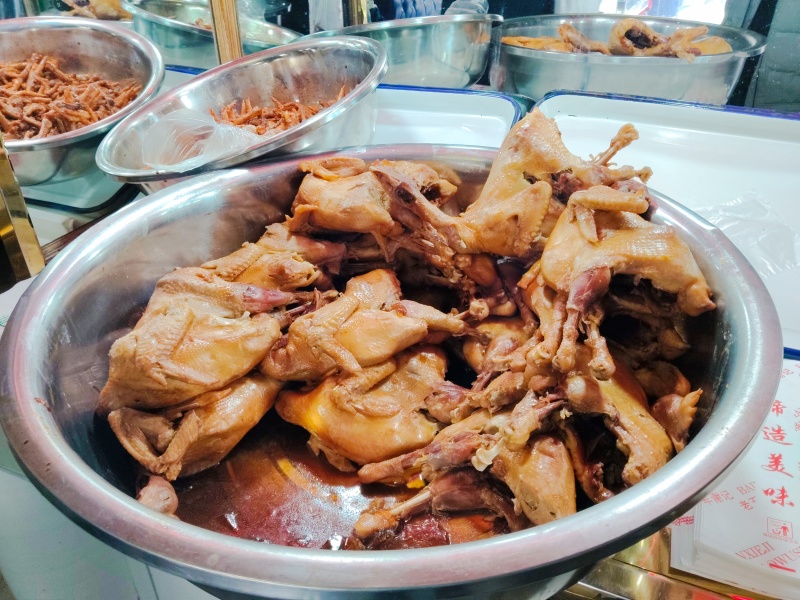 甘肃静宁烧鸡，麻辣鸡爪，五香鸡爪