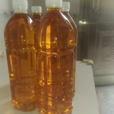 湖南老树山茶油。