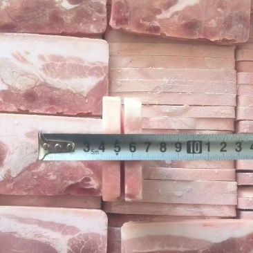 把子肉，箱装净重十公斤100-105片