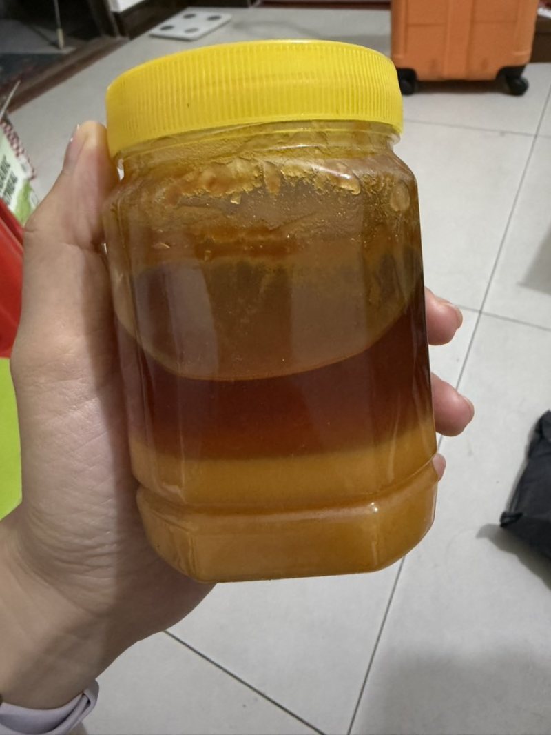 自采野蜂蜜，不添糖兑水，