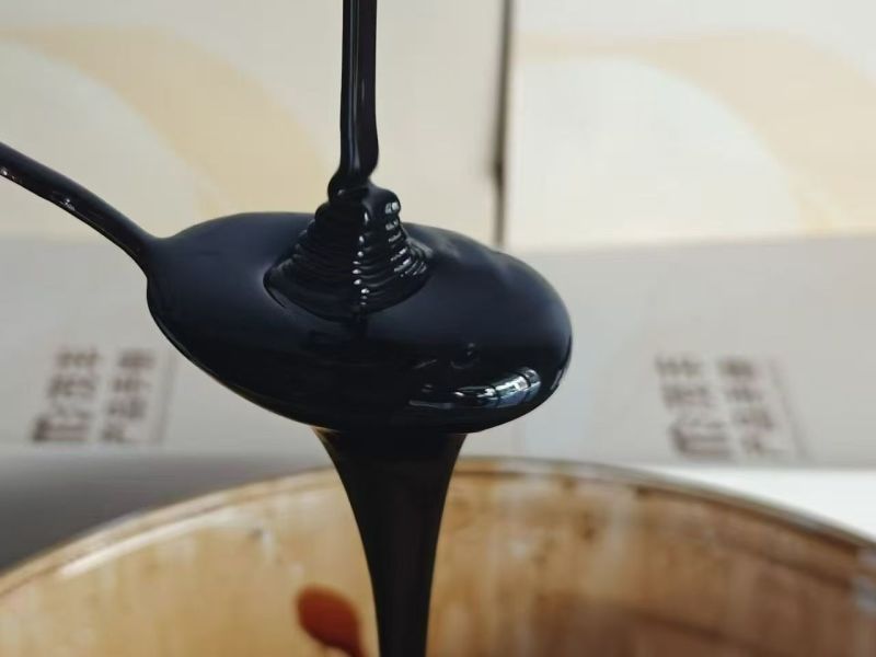 新榨甘蔗糖蜜，能量原料**。锤度86.5，糖分51.1