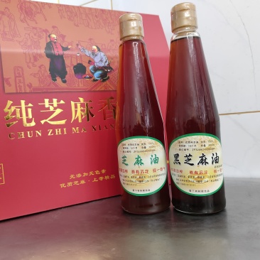 纯芝麻油，小榨菜籽油