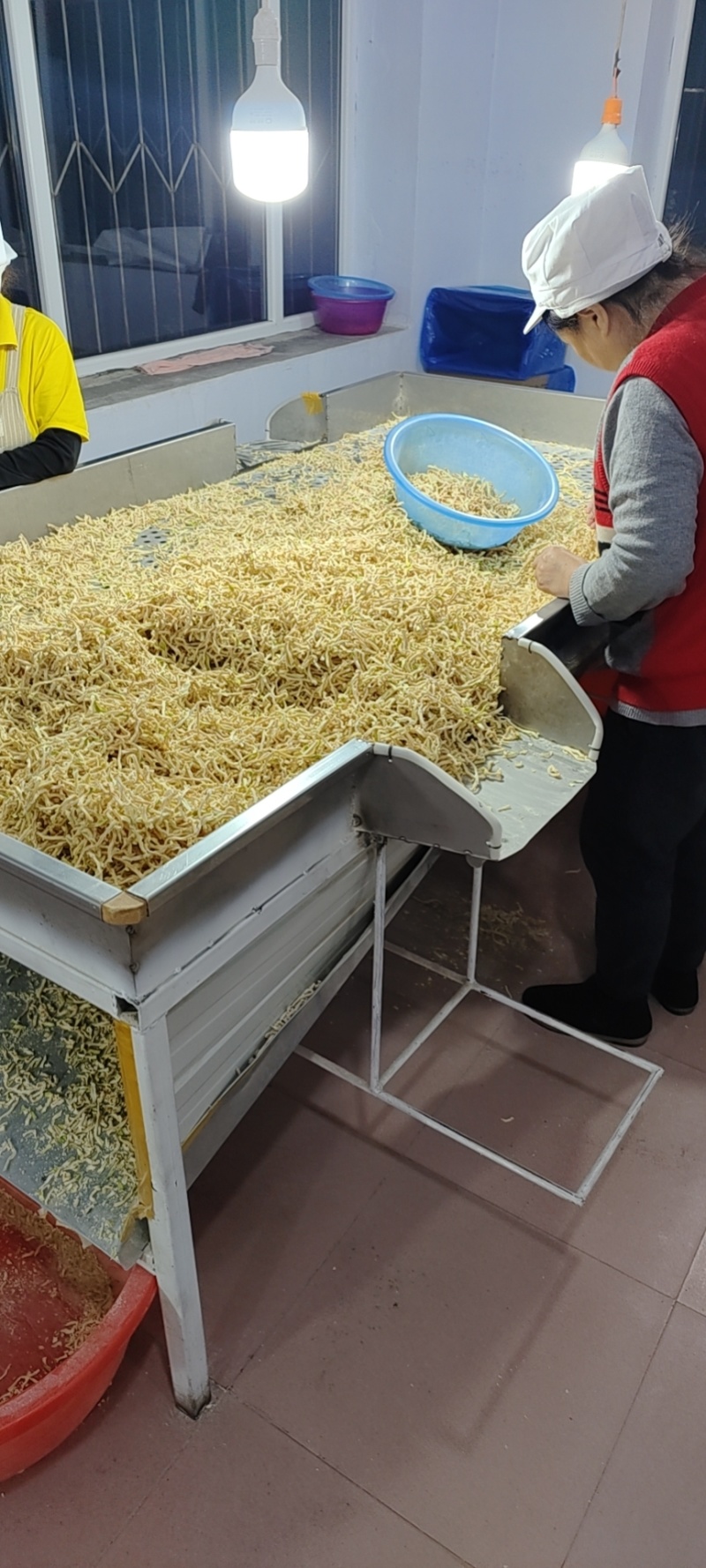 烘干萝卜条