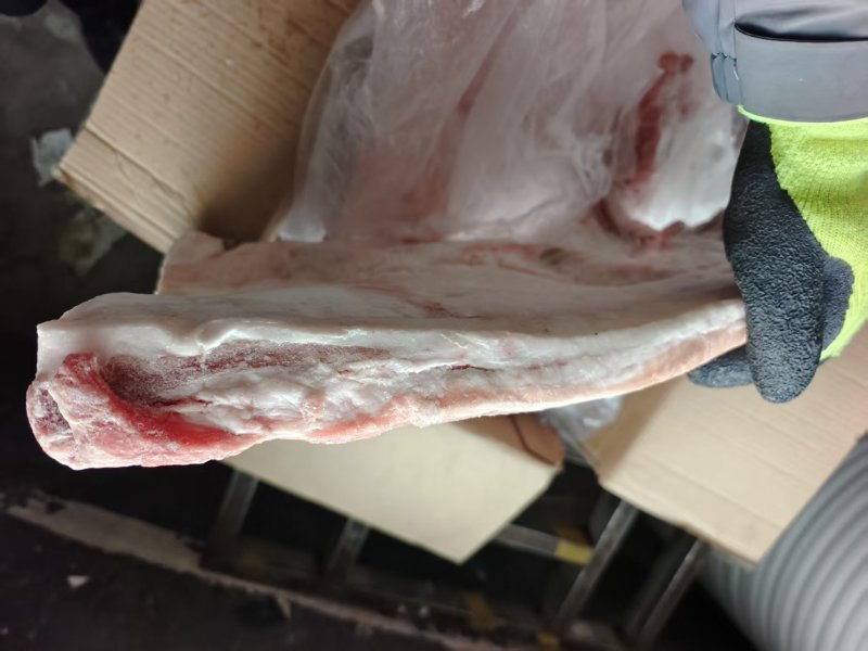 带皮五花肉肉