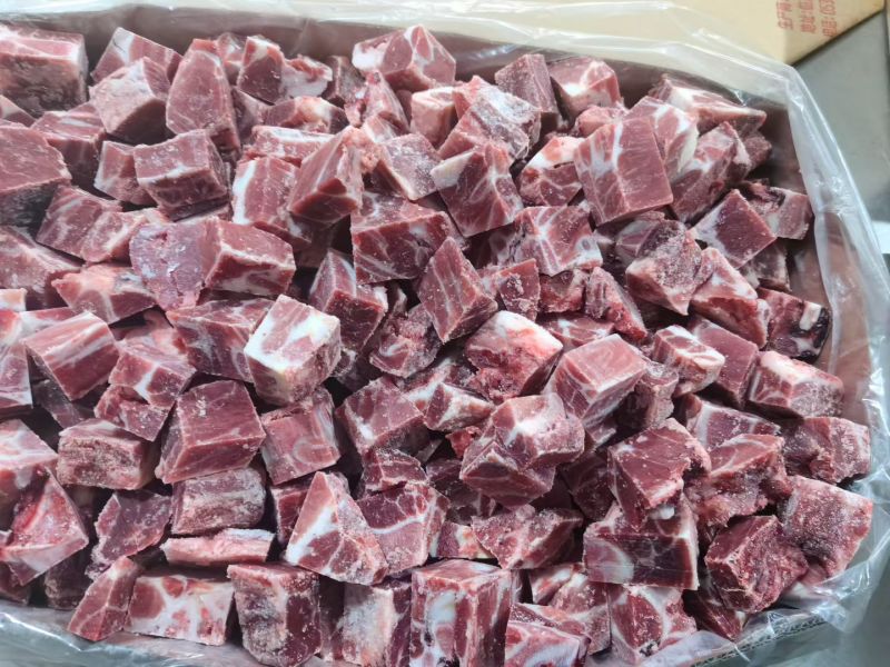 猪蹄块排骨粒排骨块肋排块劈半猪蹄电商。餐饮。食堂一件代发