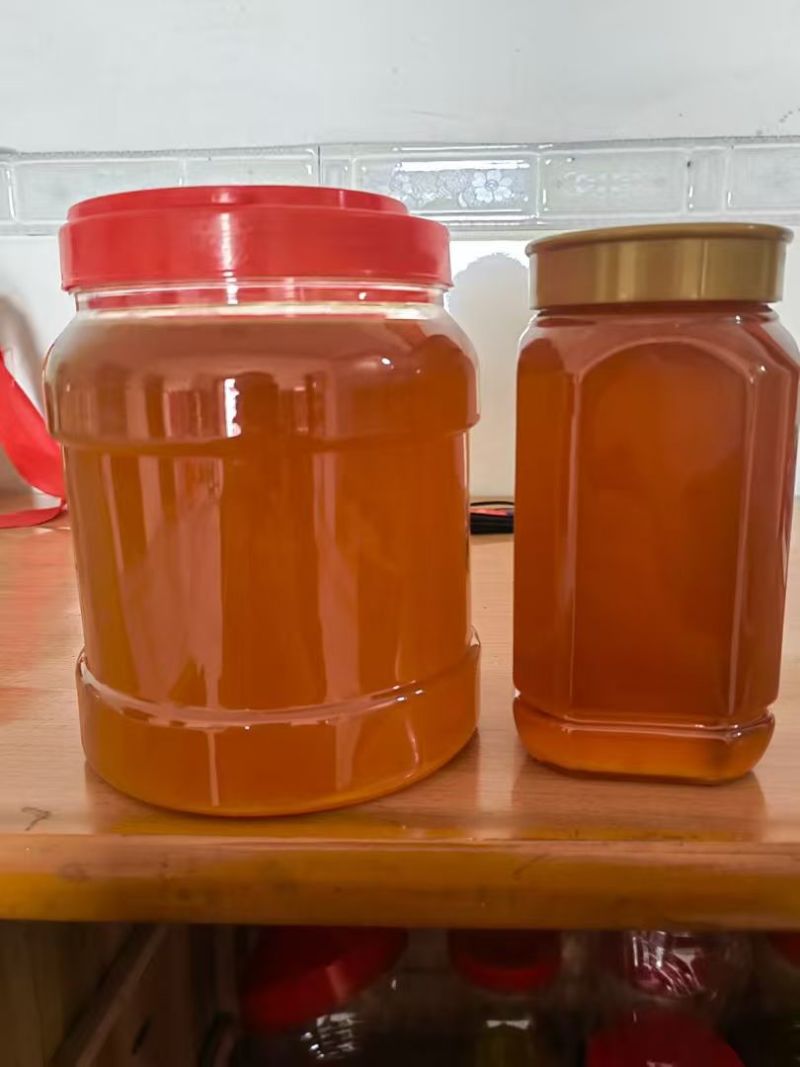一年收割一次的土蜂蜜
