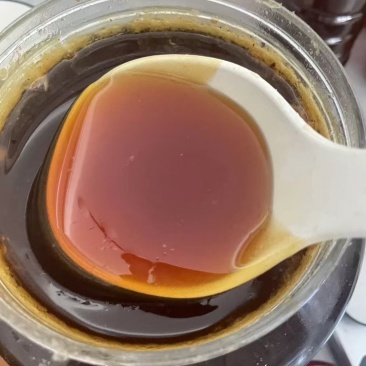 此蜜正宗，一年割一次，有1斤装的，还有2斤装的，全国发货。